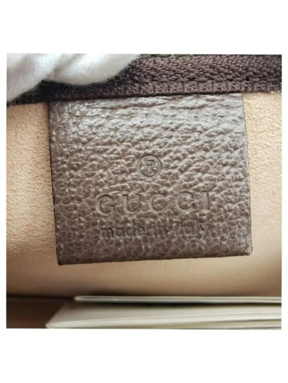 Authentic Gucci GG Supreme Canvas Wristlet Clutch Pouch Zip Bag